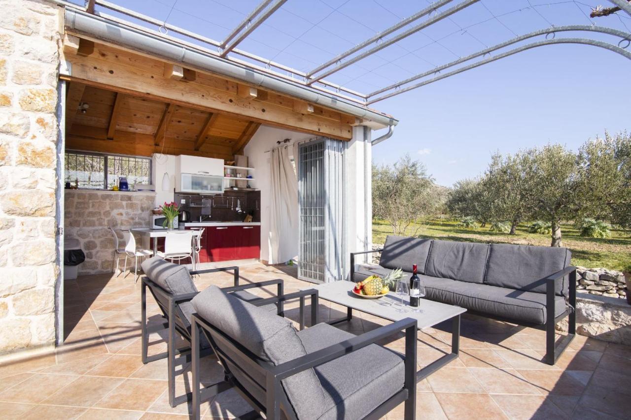 שיבניק Holiday Home Olive מראה חיצוני תמונה